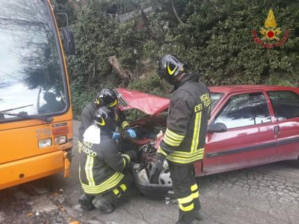 Colpo di frusta: senza radiografia, addio sconti Rca