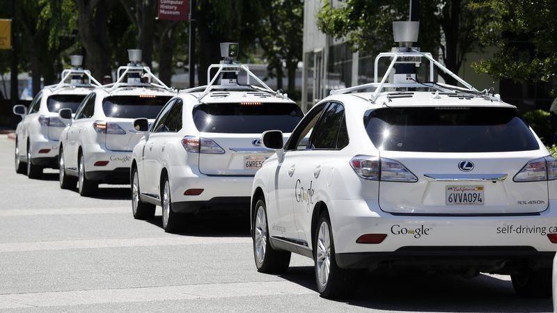 Google pressa il Governo USA: "la guida autonoma è sicura?