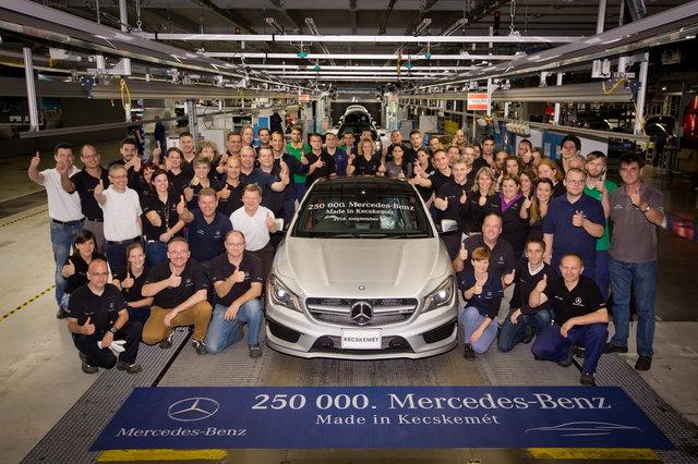 Daimler punta alla fabbrica modulare: 250 milioni per Mercedes  CLA e B