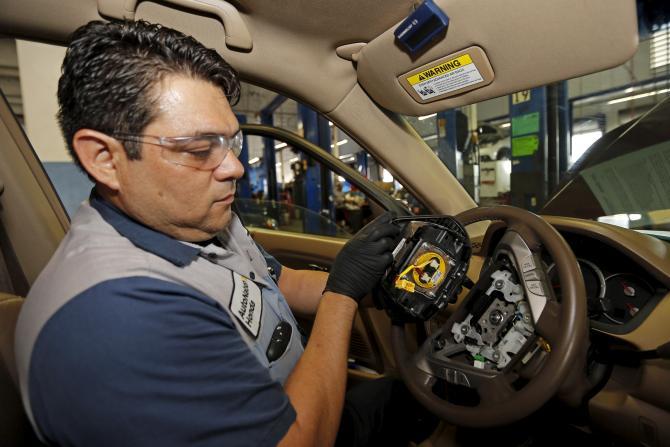 Airbag Takata: il mega richiamo costerebbe 24 miliardi di dollari