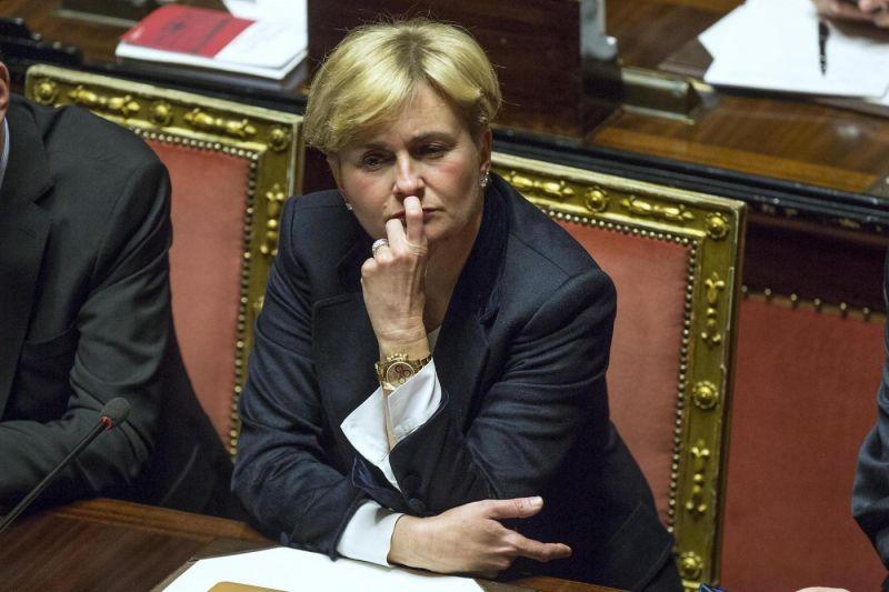 Scandalo Guidi: slittano le novità su assicurazioni, taxi e banche