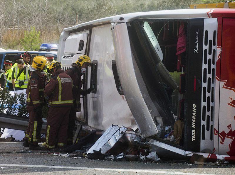 Spagna: risarcimenti ridotti per le ragazze morte sul bus. L'assurda polemica di Renzi