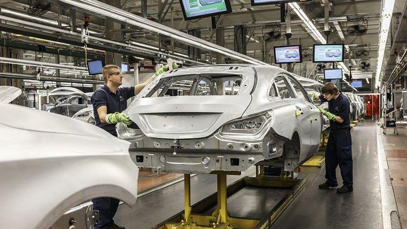 Mercedes placa i sindacati: ok all'aumento per 4 mila dipendenti in Ungheria