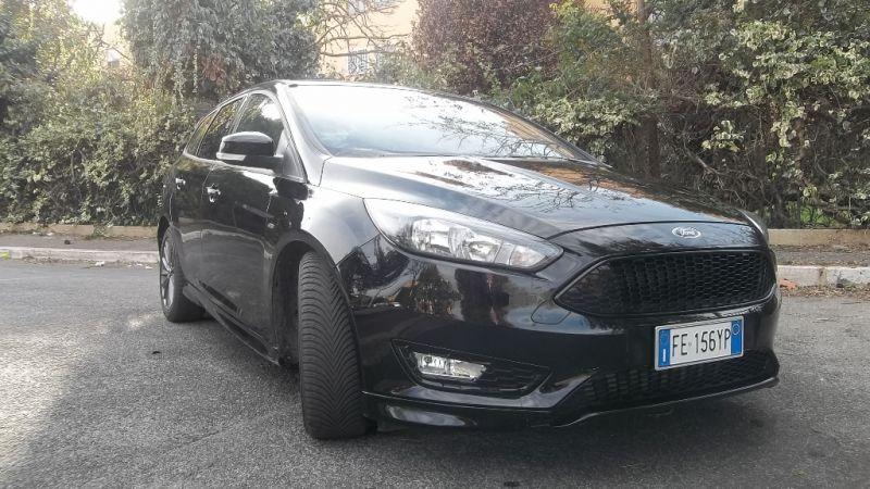 Ford Focus ST Line SW 2.0 TDCi: prova su strada