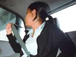 La polizia stradale si ricorda delle cinture posteriori. Ma solo per una settimana