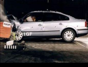 Crash Test Volkswagen Passat