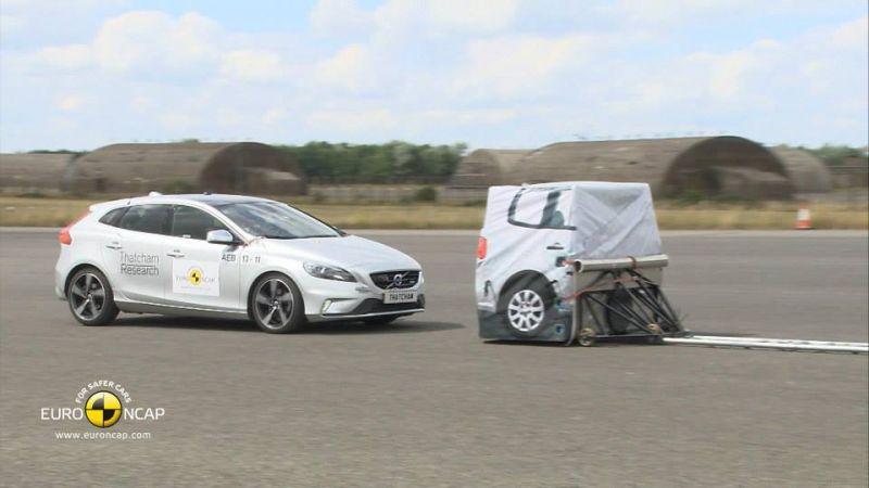 Euro NCAP: al via i test sui sistemi automatici di frenata AEB