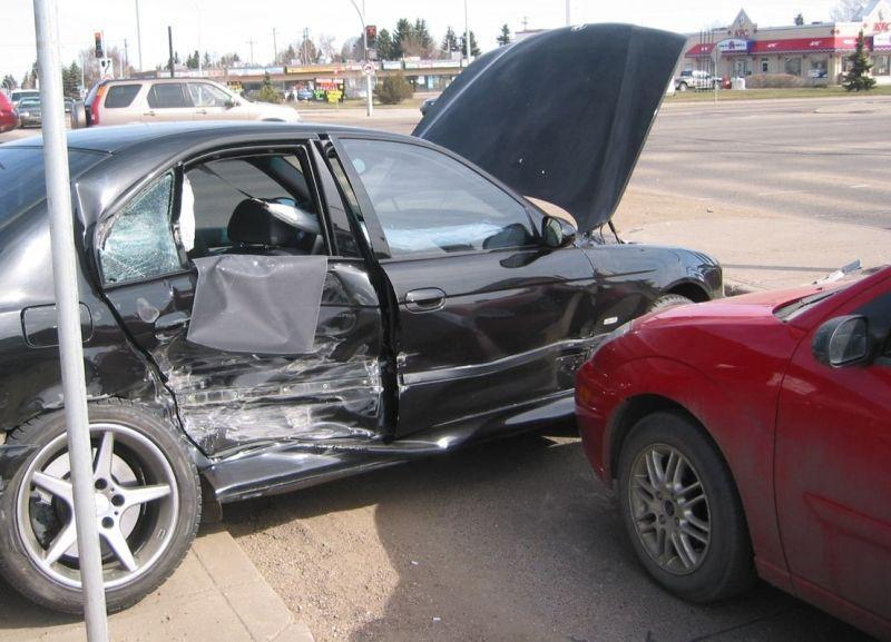 NHTSA propone un nuovo crash test laterale per i seggiolini