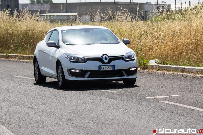 Renault Megane Coupé 1.5 dCi: prova su strada