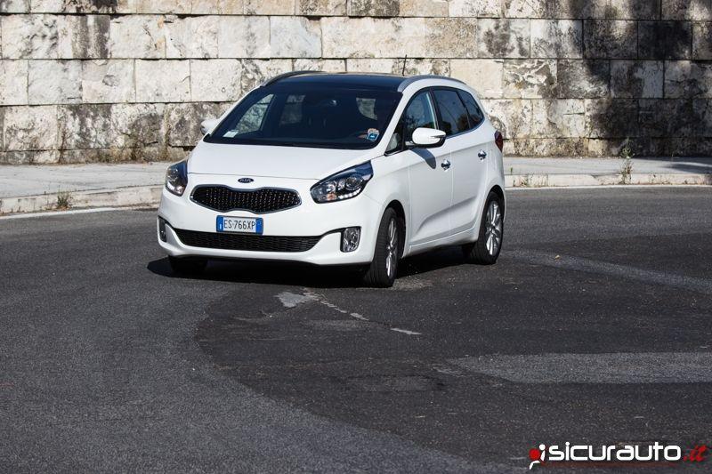 Kia Carens 1.7 CRDi Auto: prova su strada