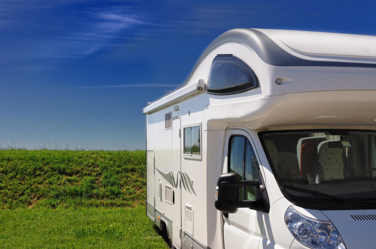 Quale patente serve per guidare un camper?
