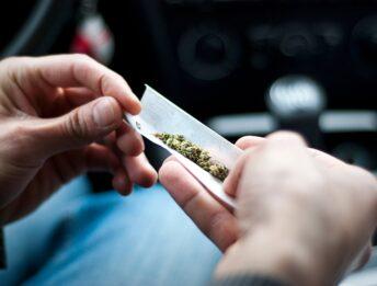 IIHS, Alcol e Marijuana: il 33% si mette al volante subito dopo il mix