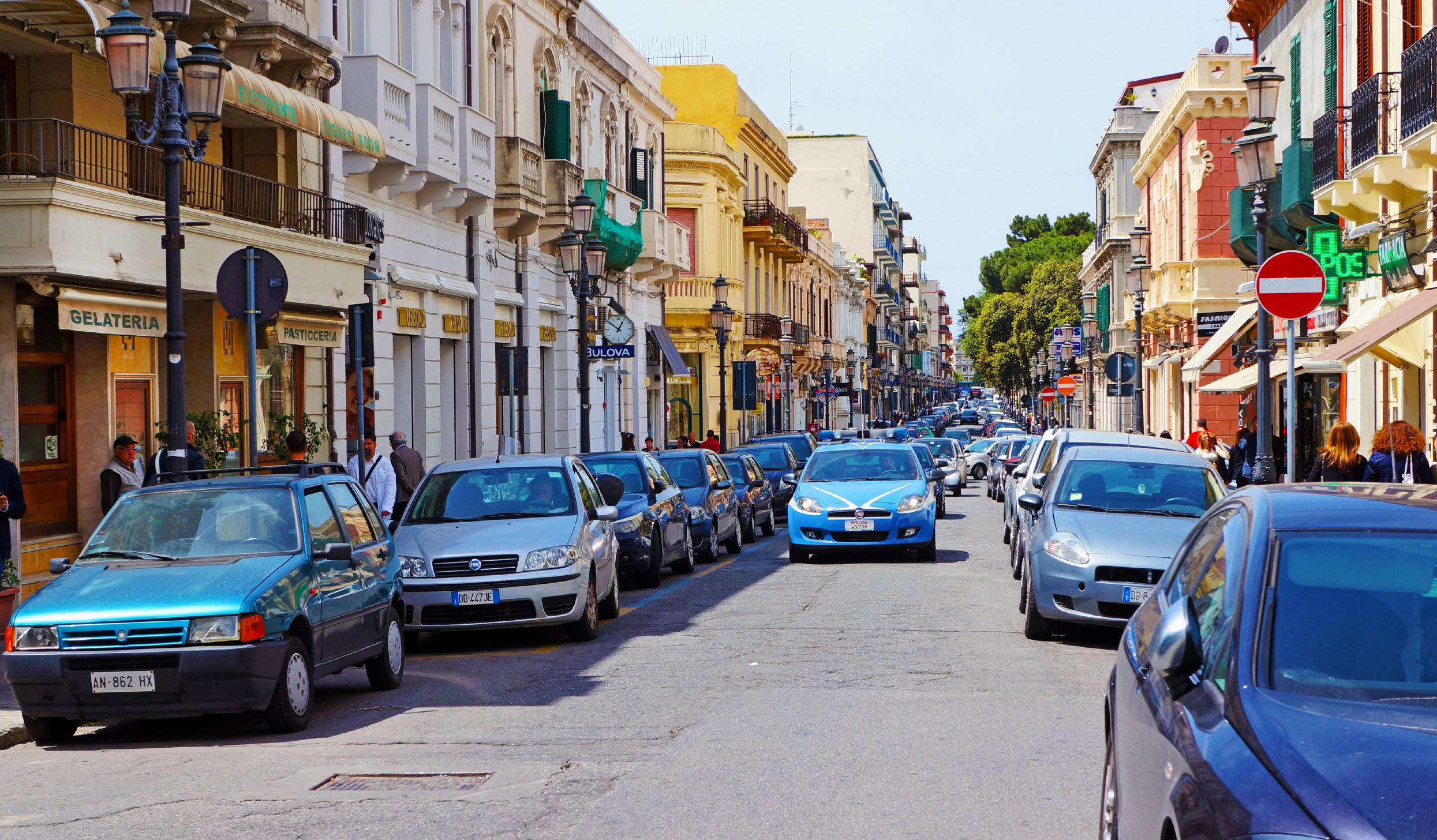 Bollo auto Calabria: calcolo e pagamento online