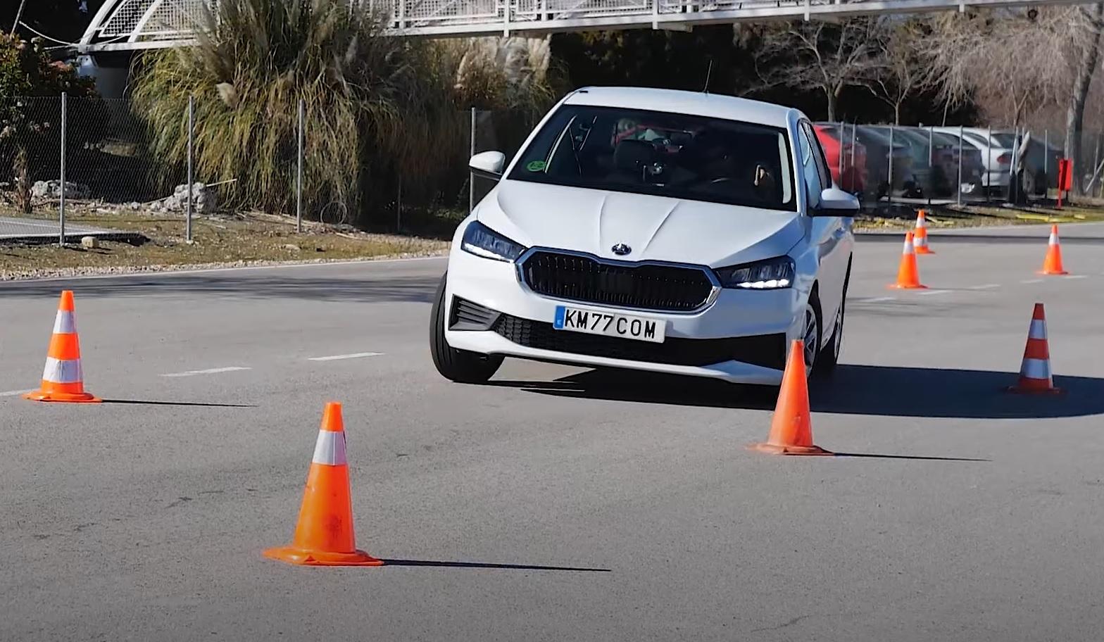 Skoda Fabia 2022: il sovrasterzo imperversa nel test dell’alce