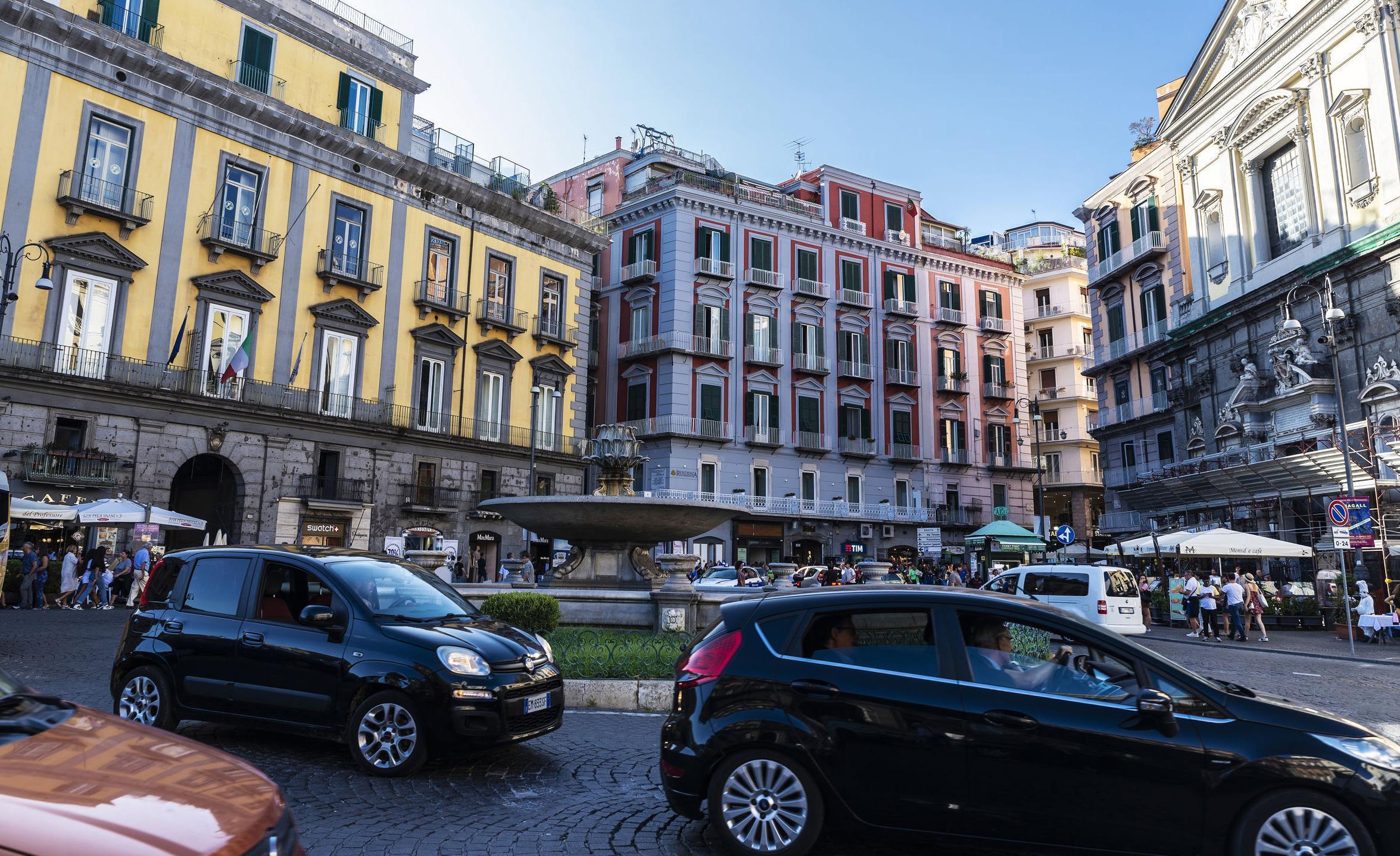 Bollo auto Campania 2024: calcolo, esenzioni e domiciliazione