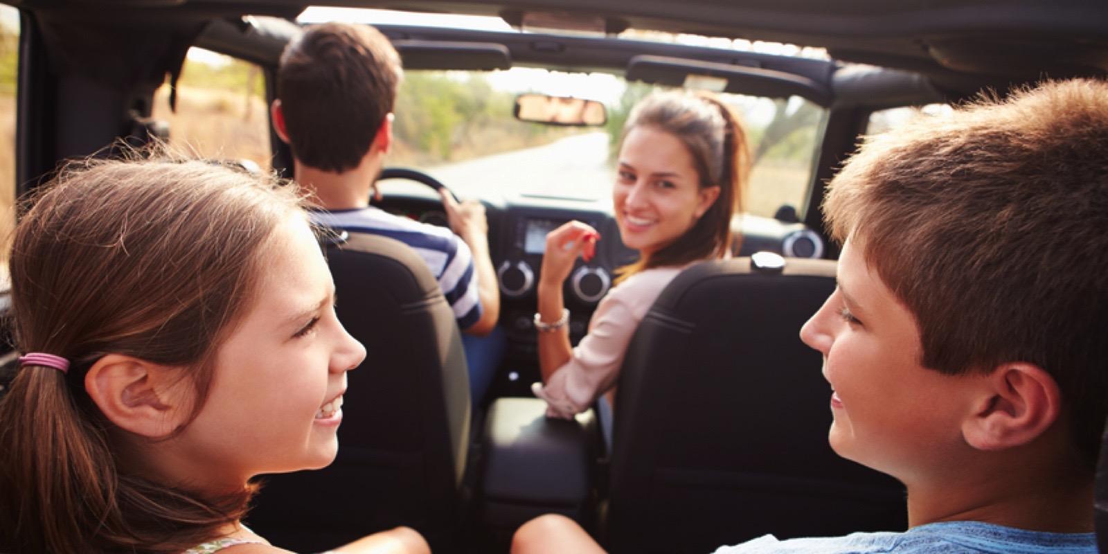 Giochi per bambini da fare durante i viaggi in auto