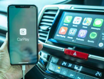 Auto connesse: il 25% dei proprietari ha problemi all’infotainment