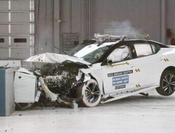 IIHS: le auto medie sono poco sicure nel crash test small overlap