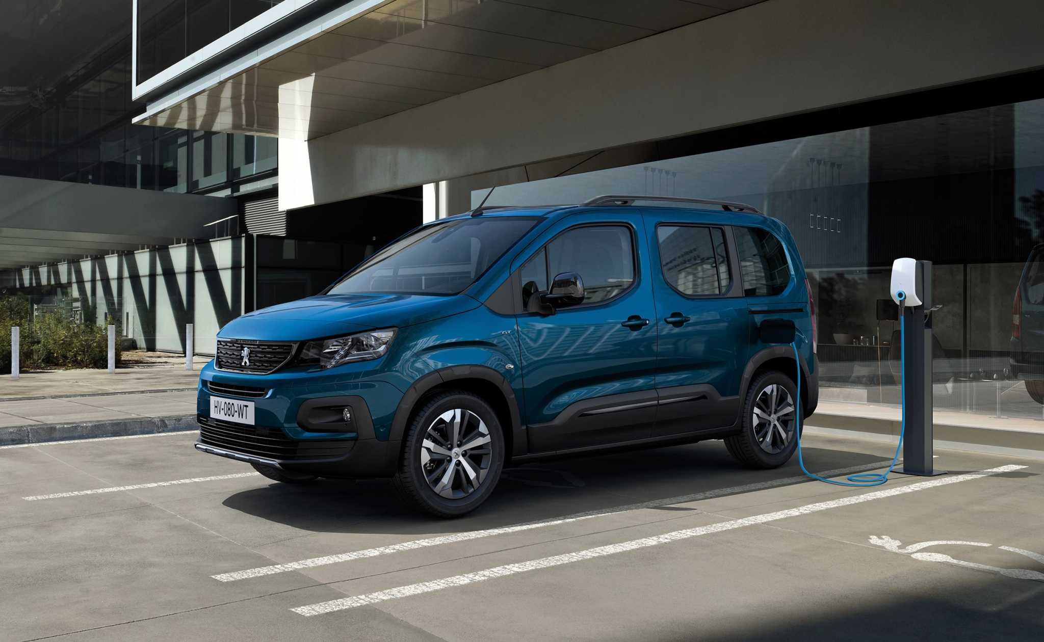 PEUGEOT E-RIFTER