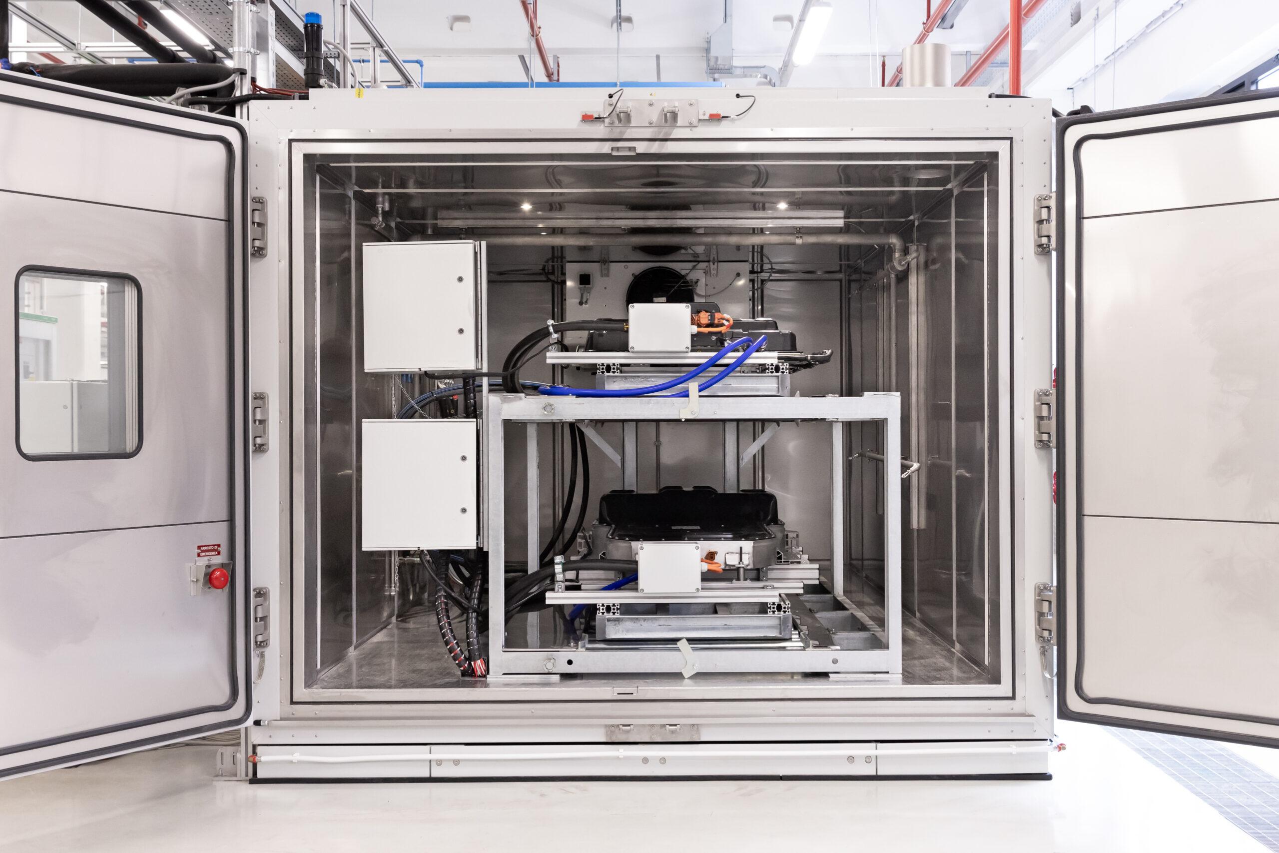 Battery Technology Center Stellantis: il primo lab di test a Mirafiori