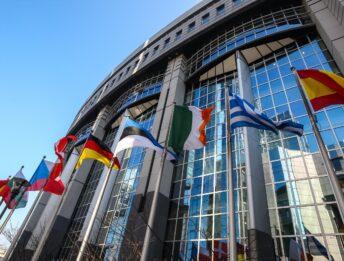 Euro 7: rinvio di trenta mesi e limiti meno rigidi, ok dal Consiglio UE
