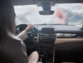 Vetri auto appannati: 5 consigli utili in inverno