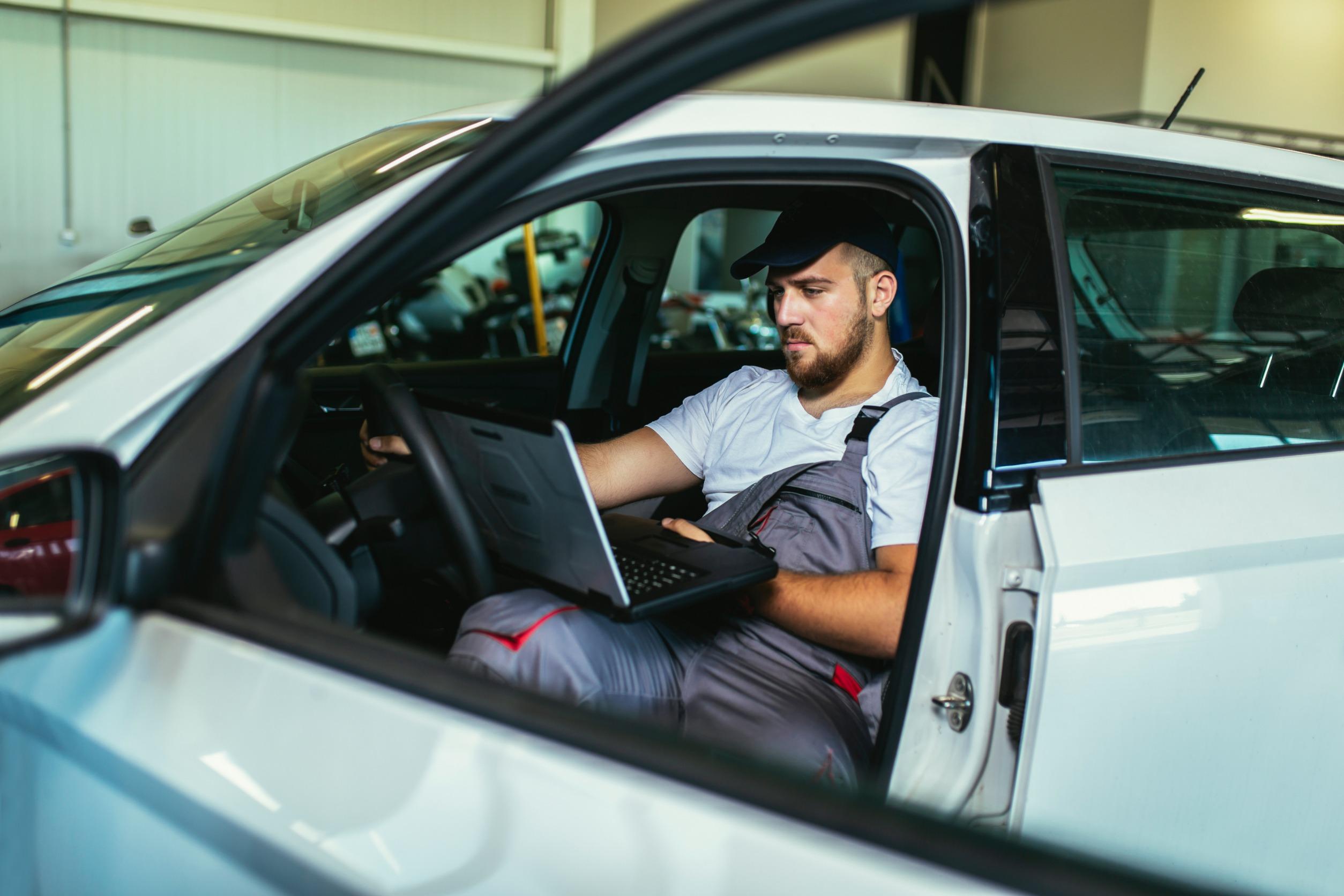 In-Vehicle Data, IAM: “promessa non mantenuta sull’accesso equo”