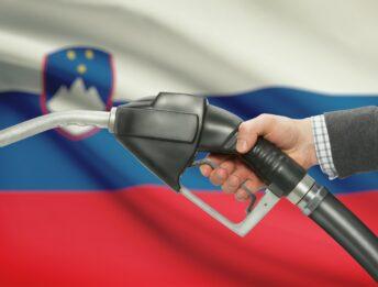 Benzina e diesel a 1,4 €/litro in Slovenia: scatta il taglio delle accise