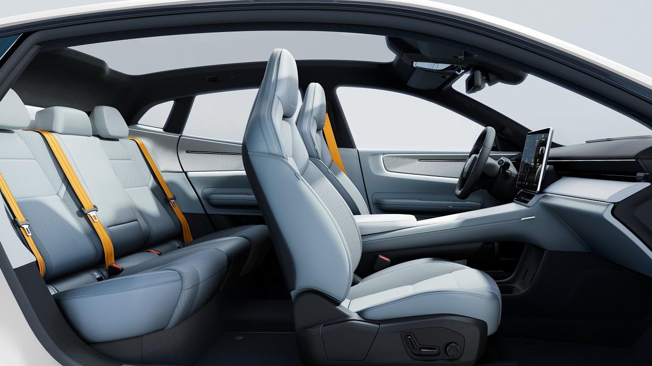 Polestar 4 interno
