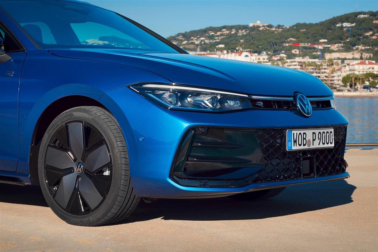 Volkswagen Passat Variant 2024: caratteristiche, motori e prezzi