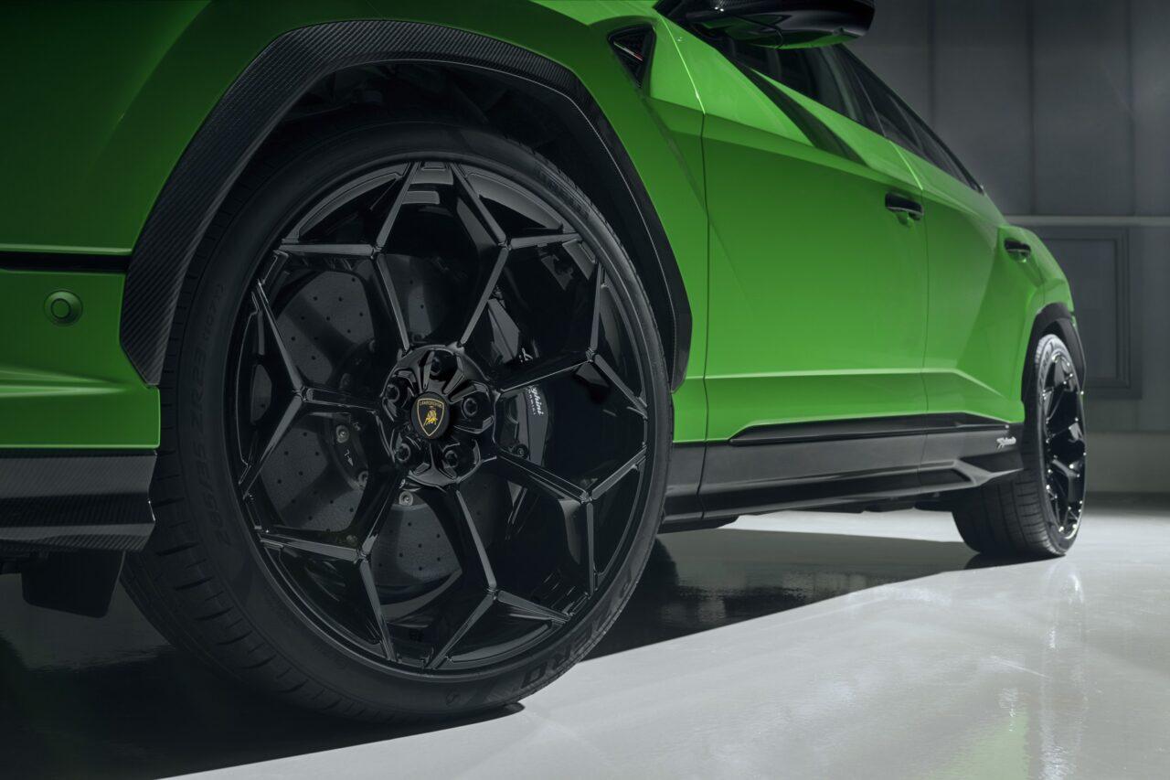 Pirelli amplia la gamma Elect: anche per Lamborghini URUS SE