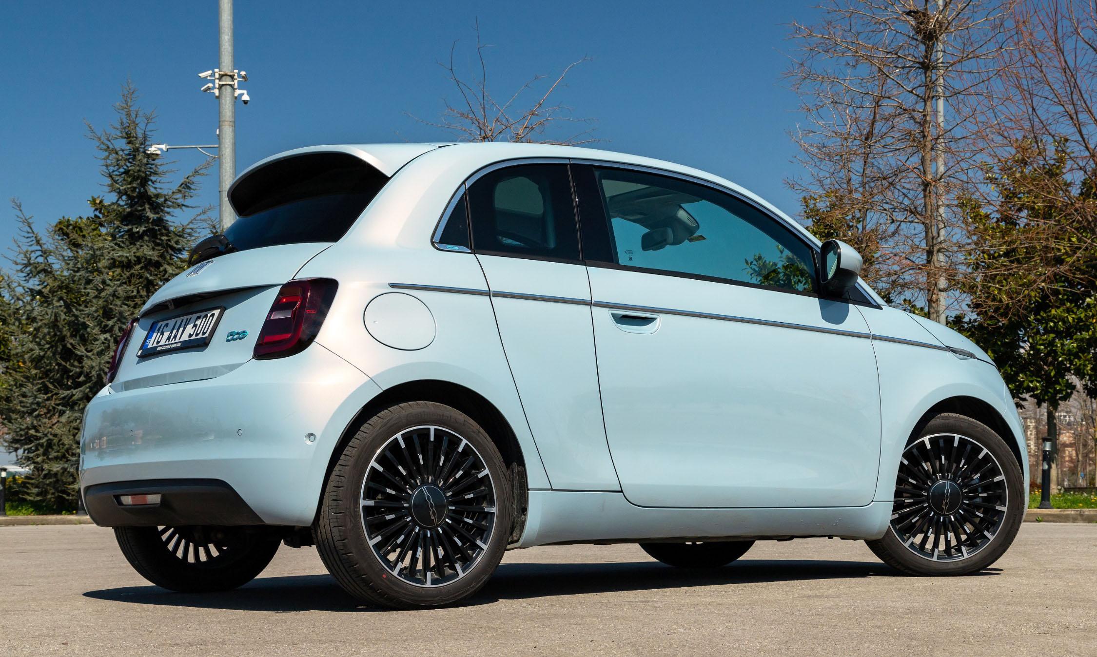 500 elettrica gratis Social Leasing Fiat