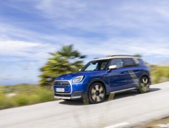 Mini Countryman E: più grande, hi tech e con 462 km di autonomia