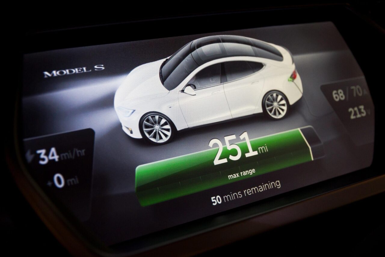 Batteria Tesla Model 3 – Y: qual è il degrado dopo 320 mila km?
