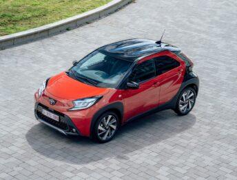 Caro carburante: le 5 auto full hybrid che consumano meno