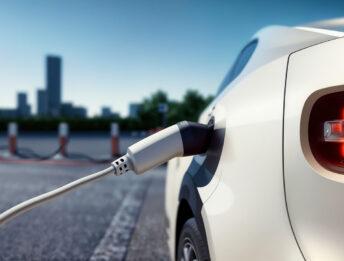USA: incentivi di 1 miliardo a GM e Stellantis per produrre elettriche