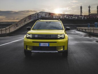 Grande Panda elettrica, che stroncatura: la ricarica è un flop