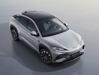 Seat contro BYD: “Copia i nomi delle nostre auto”