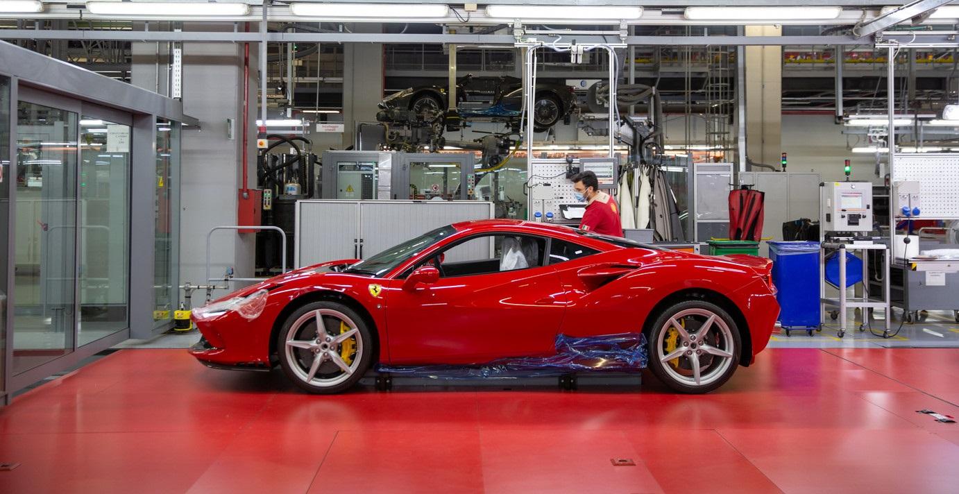 Ferrari: premio ai dipendenti di oltre 14 mila euro per i risultati