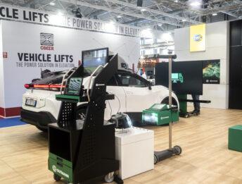 FORVIA Hella: tutte le novità presentate ad Autopromotec 2025