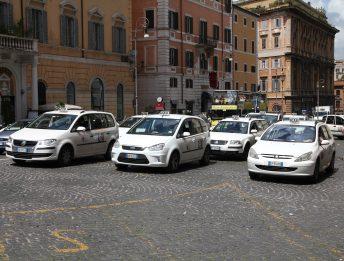 Taxi e NCC: proposta di legge popolare per liberalizzare il settore