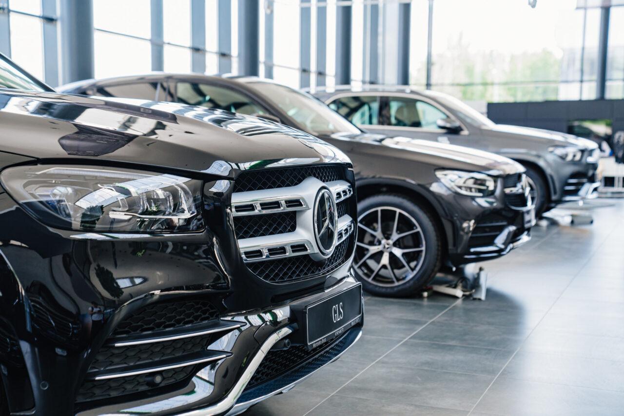 Immatricolazioni auto Italia: -17% a giugno 2025, mercato a rotoli