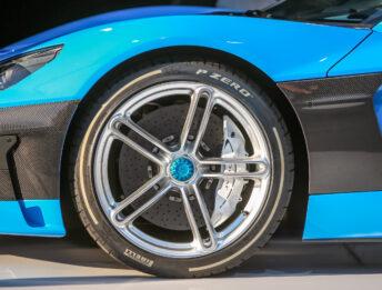 Pirelli P Zero: il nuovo pneumatico vince la comparativa di Auto Express