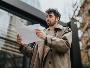 Notifica a mezzo PEC o posta: quando la multa è valida davvero?
