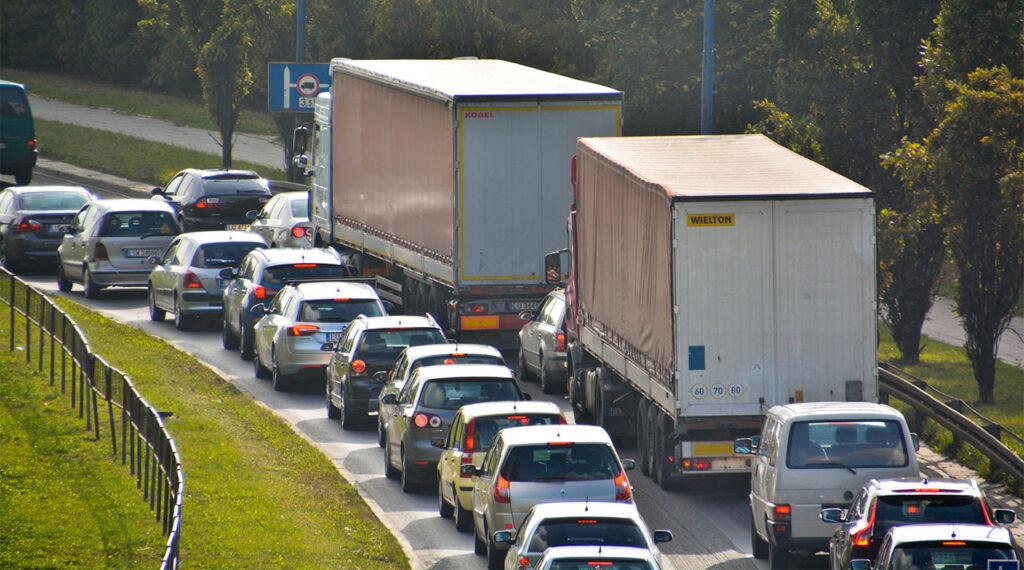 Incidente A14 oggi: tutto bloccato tra Roseto e Teramo per camion in fiamme