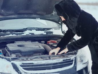 Guidare in inverno può essere complicato: consigli essenziali per la cura dell’auto