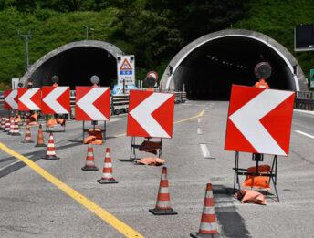 Autostrada A26: cartelli stradali pericolosi, multate le società della segnaletica
