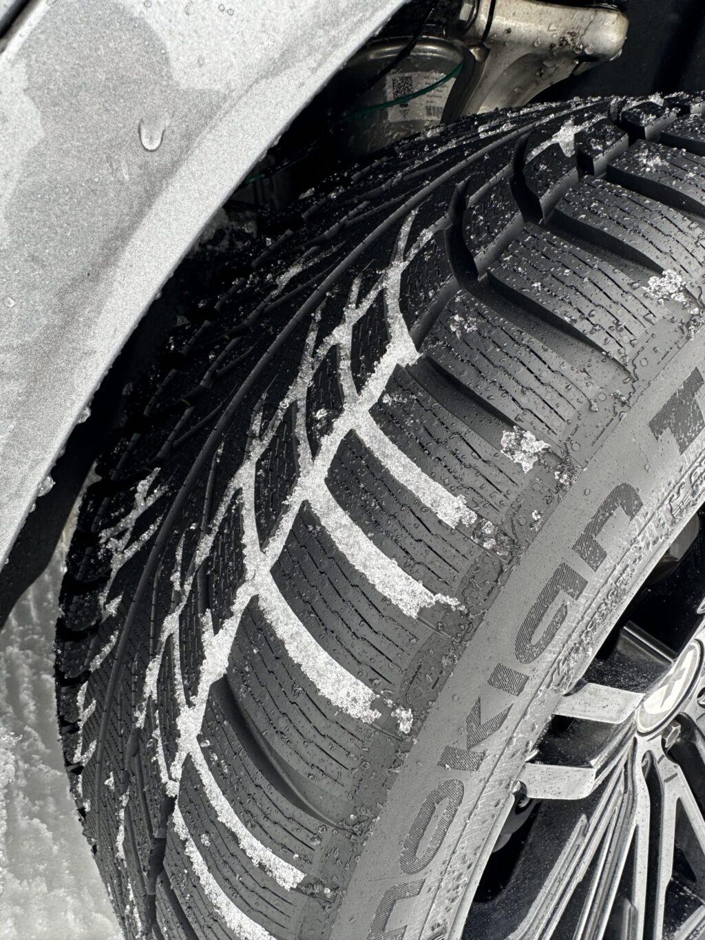 Nokian_Snowproof_3P_battistrada_innevato