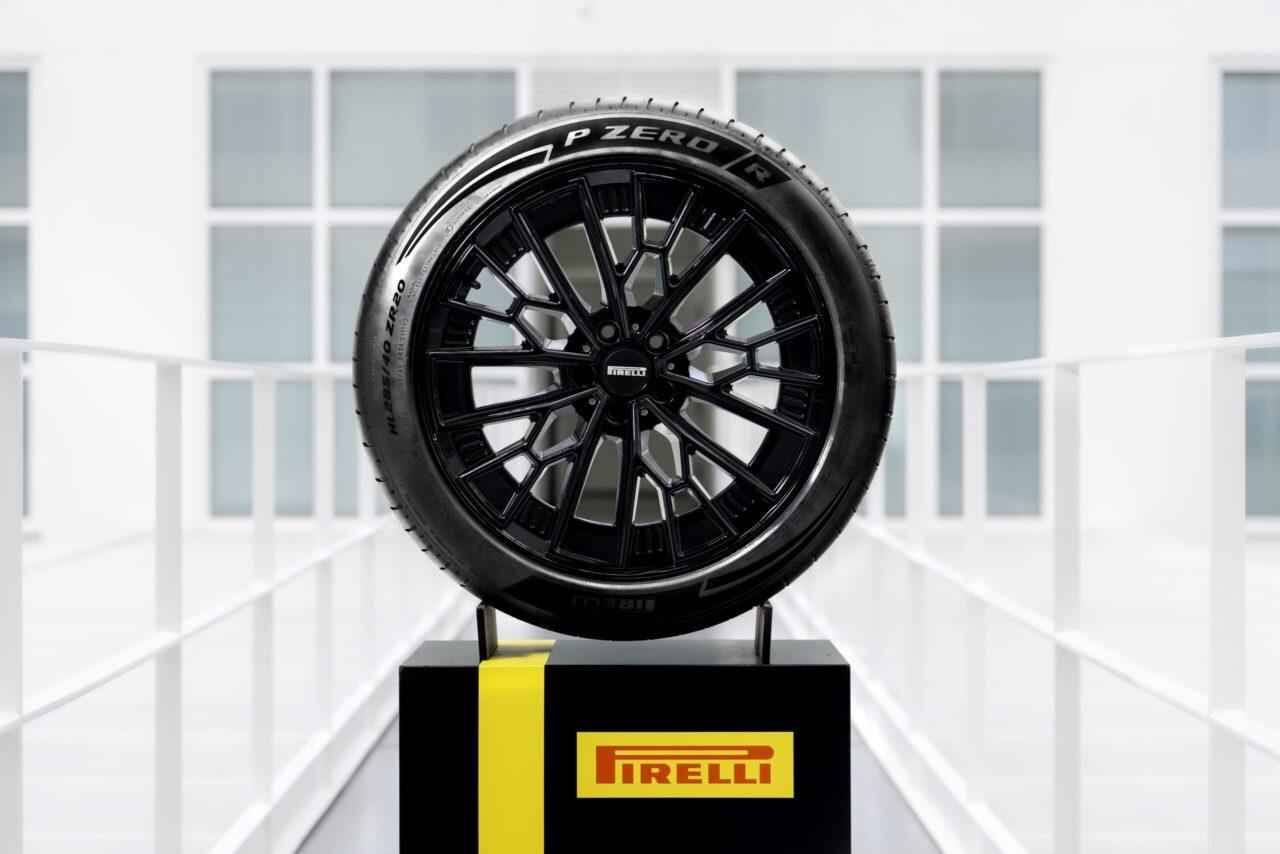 Pirelli P Zero R