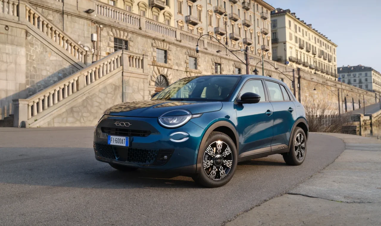Nuova Fiat 600 benzina